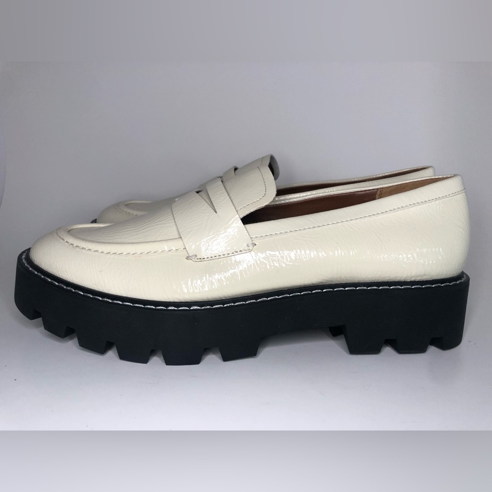 Franco Sarto Cream and Black Loafers